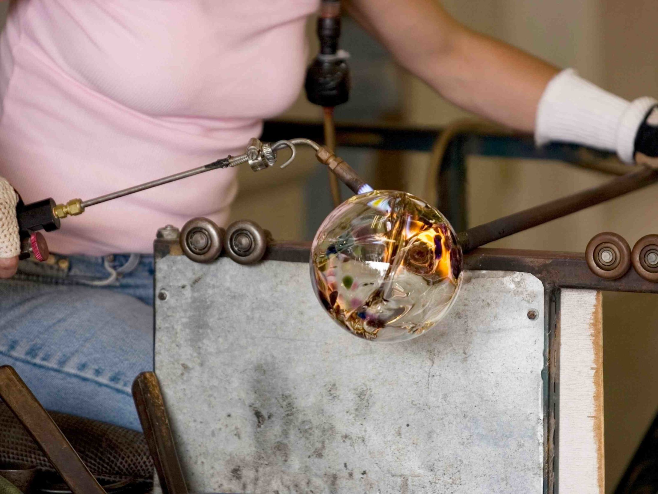 Best Art Classes in Brighton - Glass Blowing Lessons - glassbrighton