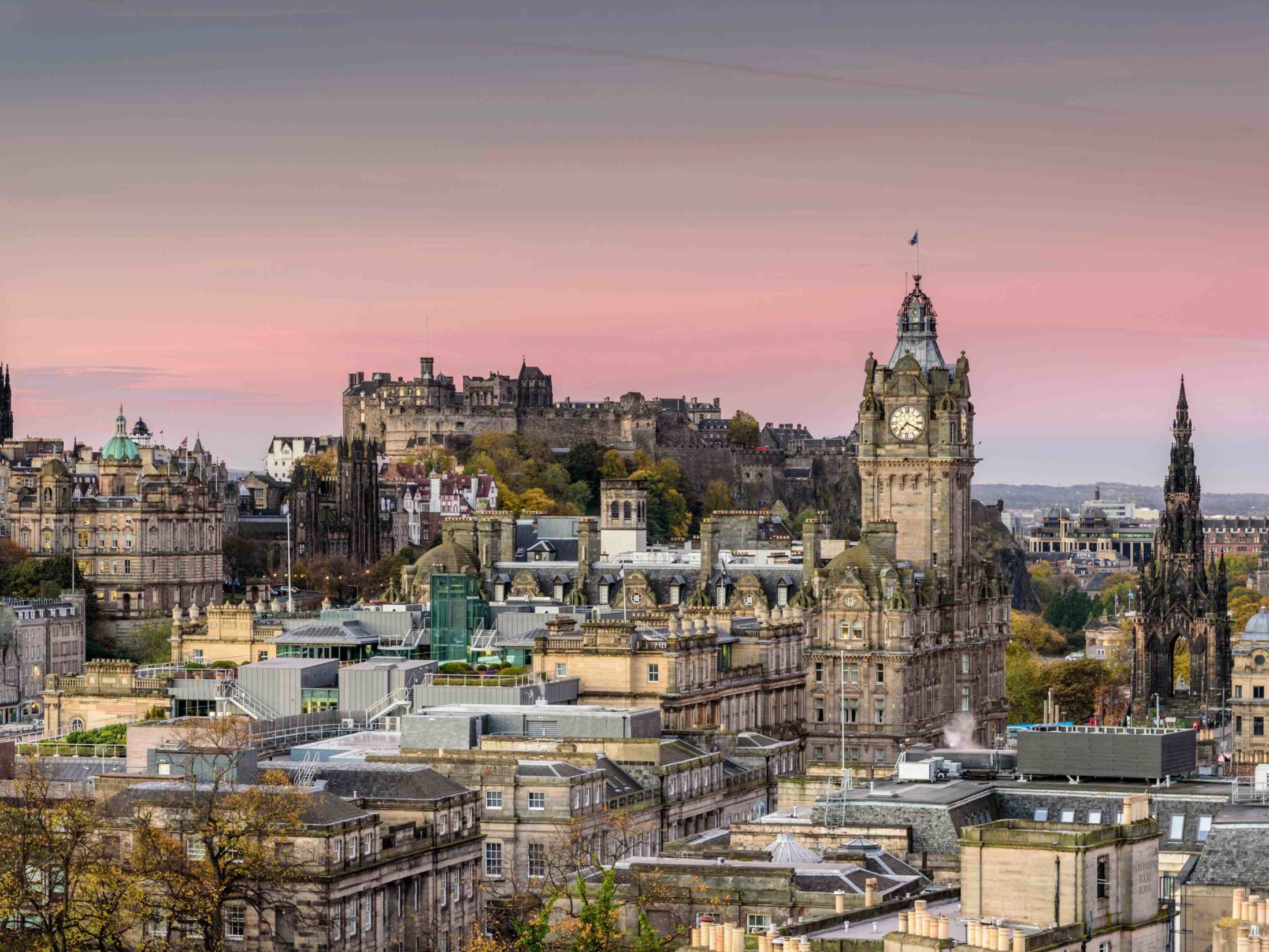 UK Hen Party Destinations - Edinburgh